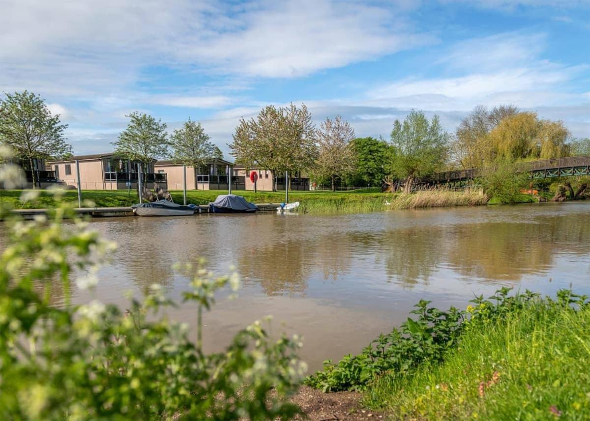 Riverside Park Hotel Stratford-upon-Avon Exterior photo